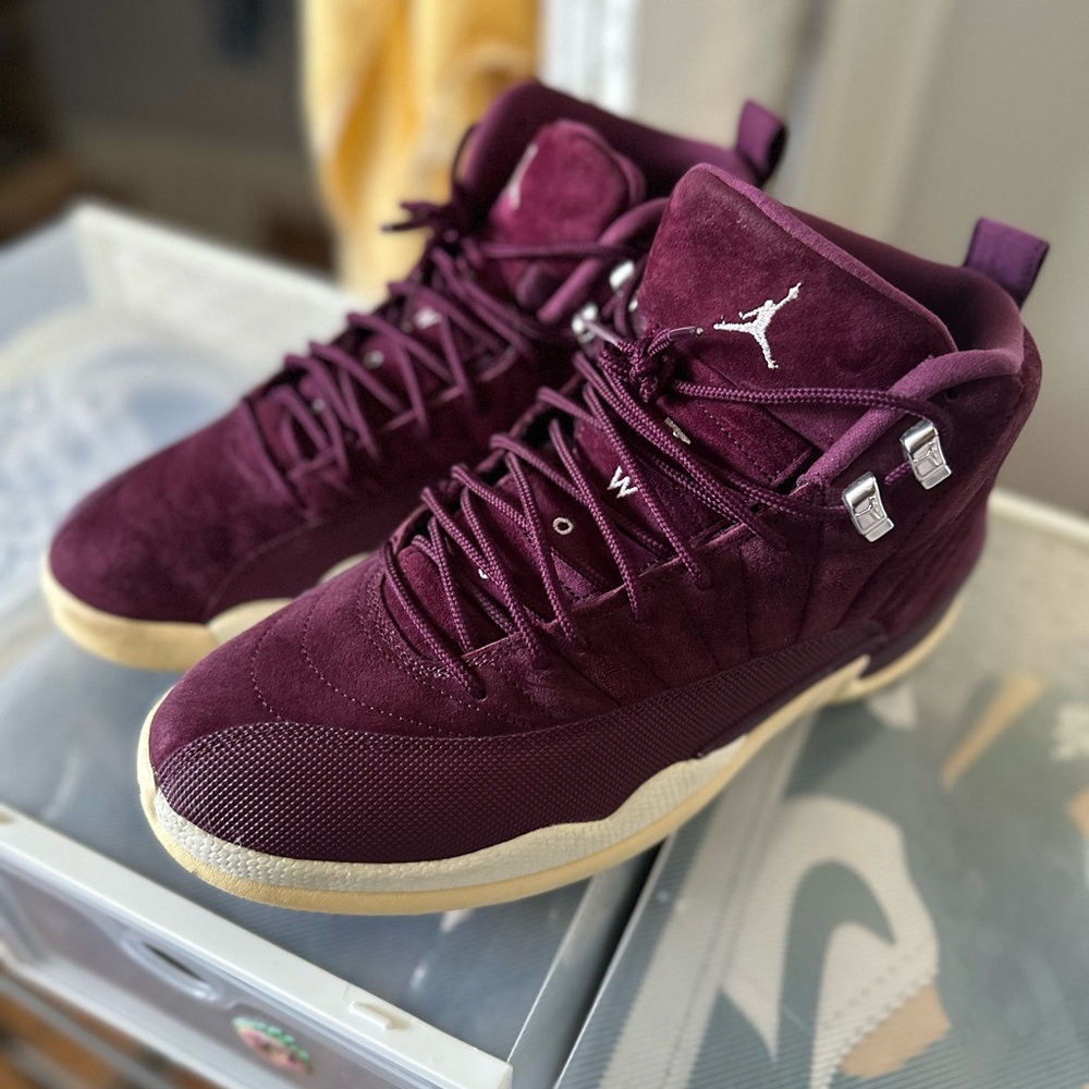 Nike air Jordan 12 Retro (Bordeaux) 10.5 Men